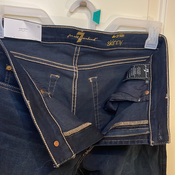 7 For All Mankind “The Ankle Skinny” skinny jeans, dark wash, NWT, Size 32 - Picture 4 of 8